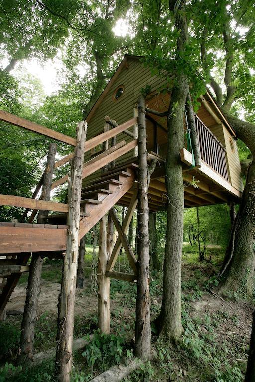 La Cabane Aux Secrets - Au Milieu De Nulle Part Outines 部屋 写真
